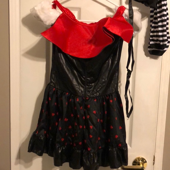 Queen of Hearts Halloween Costume xsmall - Picture 8 of 10